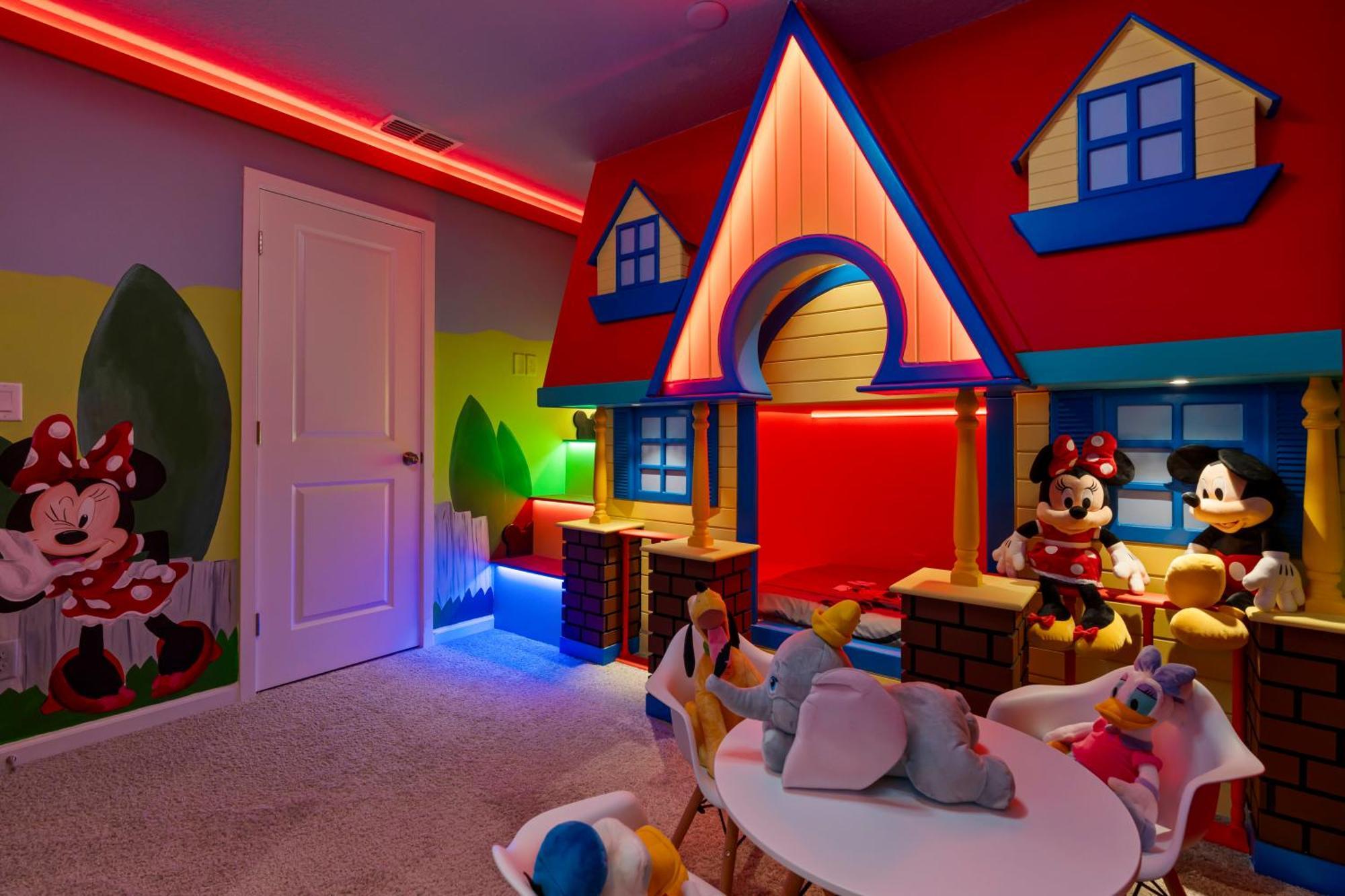Brand New 9Bedrooms At Solara Resort ダベンポート エクステリア 写真